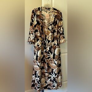 BloomChic Beige and Black Floral Dress